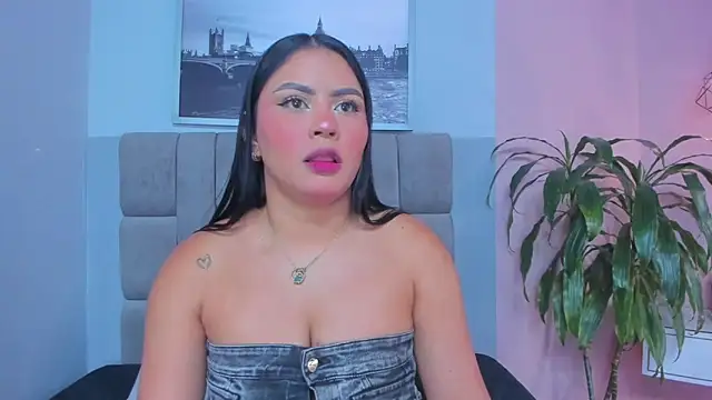 janna lopez  online show from 18, 12, 2025