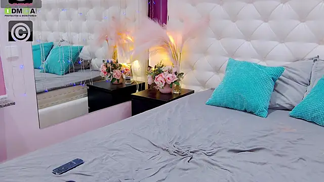 via mayer  online show from 30, 1, 2025