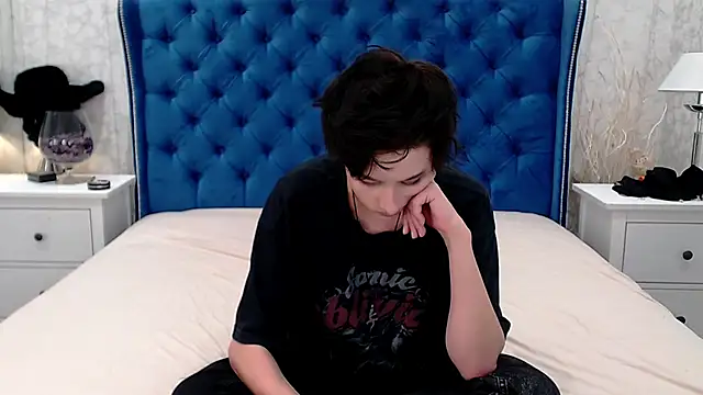 via mayer  online show from 21, 10, 2025