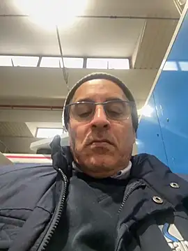 Snapshot of sempreilmio2 chatting on 1, 12, 2025 sempreilmio2 online show from 1, 12, 2025