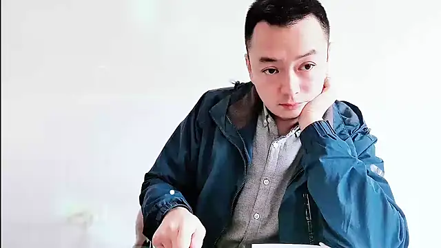 Snapshot of swg176 chatting on 24, 10, 2025 swg176 online show from 24, 10, 2025