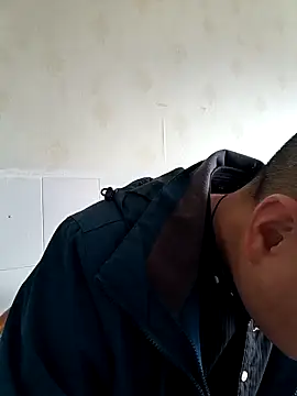 Snapshot of swg176 chatting on 27, 3, 2026 swg176 online show from 27, 3, 2026