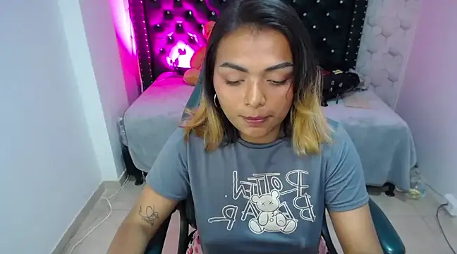 Snapshot of madelein_m chatting on 7, 2, 2025 madelein m online show from 7, 2, 2025