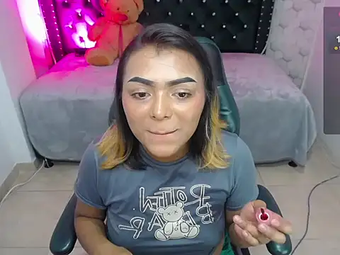 Snapshot of madelein_m chatting on 24, 2, 2025 madelein m online show from 24, 2, 2025