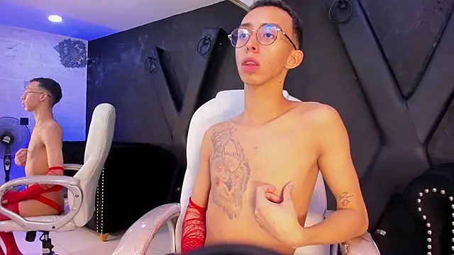 EthaanCox online show from 5, 2, 2025