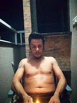 Santanacumxplod online show from 19, 4, 2026