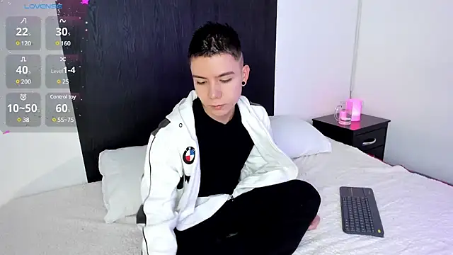 Snapshot of alanblack1 chatting on 30, 1, 2025 alanblack1 online show from 30, 1, 2025