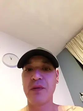 Thomaszz3 online show from 23, 12, 2025