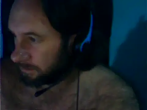 Snapshot of gamedesigndad19 chatting on 18, 1, 2025 gamedesigndad19 online show from 18, 1, 2025