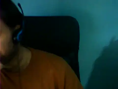 Snapshot of gamedesigndad19 chatting on 22, 1, 2025 gamedesigndad19 online show from 22, 1, 2025