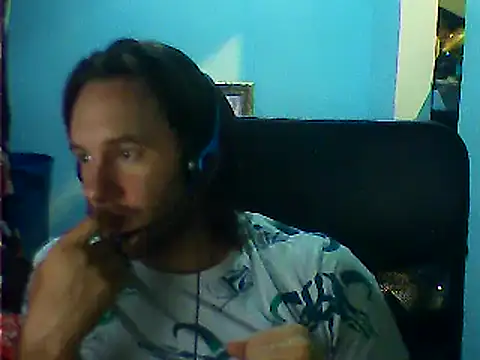 Snapshot of gamedesigndad19 chatting on 21, 2, 2025 gamedesigndad19 online show from 21, 2, 2025