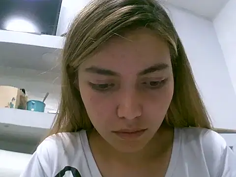 VittoriaTaylor online show from 16, 5, 2026
