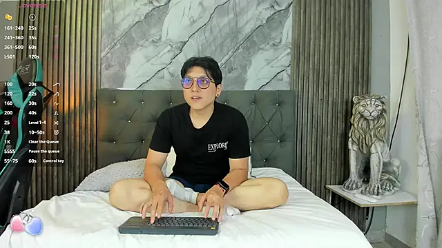 Snapshot of vanilla_hot chatting on 2, 3, 2025 vanilla hot online show from 2, 3, 2025