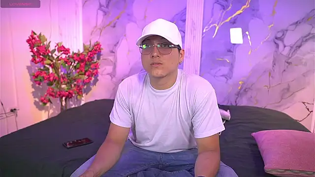 vanilla hot online show from 15, 12, 2025