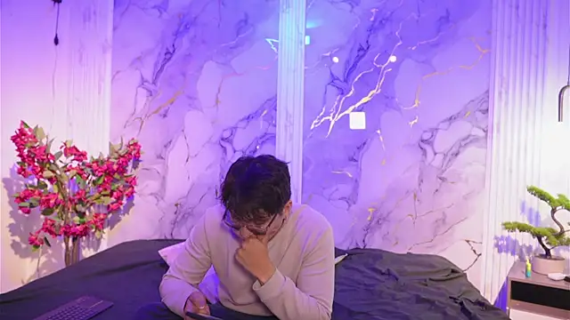 vanilla hot online show from 20, 12, 2025