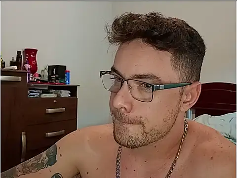 Dyllan   online show from 21, 4, 2026