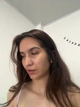 Snapshot of Bella_still chatting on 13, 2, 2026 Bella still online show from 13, 2, 2026