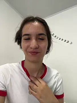 Snapshot of Bella_still chatting on 22, 2, 2026 Bella still online show from 22, 2, 2026