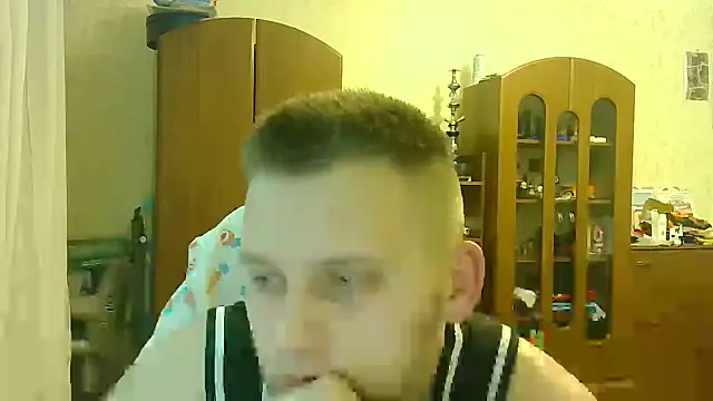 Snapshot of HunterOnBoobs chatting on 18, 2, 2025 HunterOnBoobs online show from 18, 2, 2025