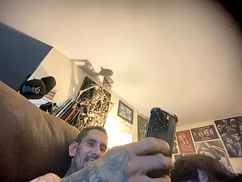 Snapshot of hornycouple818 chatting on 7, 10, 2025 hornycouple818 online show from 7, 10, 2025