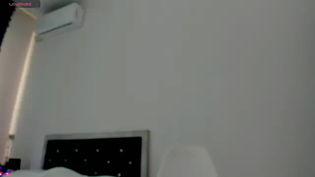 Snapshot of novaaskyy chatting on 13, 10, 2025 novaaskyy online show from 13, 10, 2025