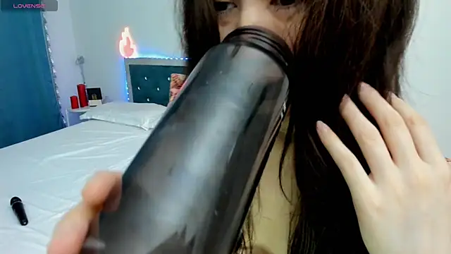 Snapshot of novaaskyy chatting on 17, 11, 2025 novaaskyy online show from 17, 11, 2025