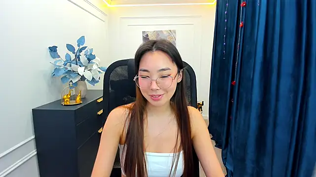 AnnaReyla online show from 27, 11, 2025