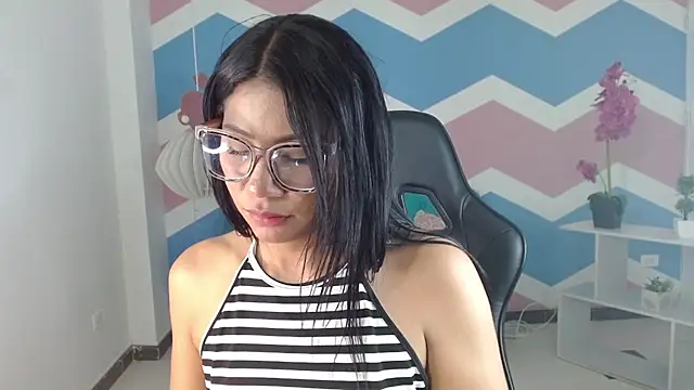 miss honey01 online show from 1, 3, 2025