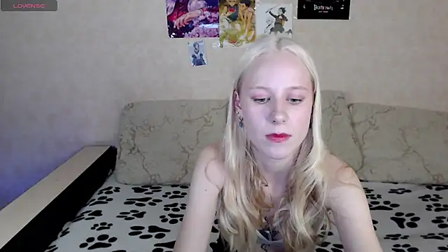 Mary Kitty88 online show from 5, 2, 2025