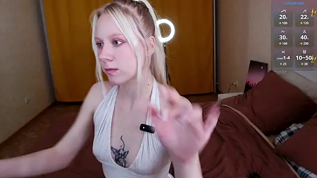 Snapshot of Mary_Kitty88 chatting on 4, 2, 2026 Mary Kitty88 online show from 4, 2, 2026