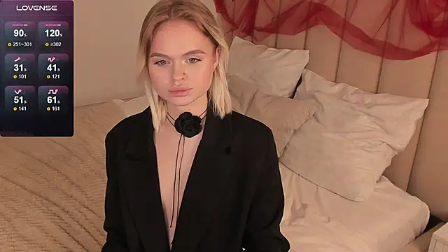 Snapshot of MilaFink chatting on 8, 3, 2025 MilaFink online show from 8, 3, 2025