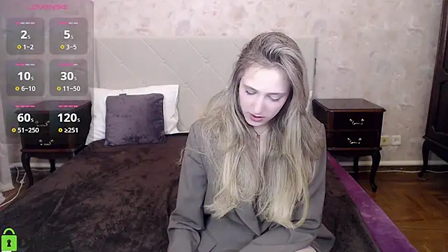 blondyriss online show from 6, 3, 2025
