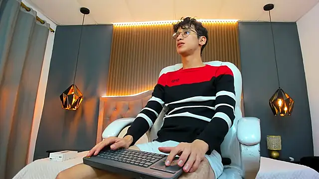 Cum hunters online show from 17, 9, 2025