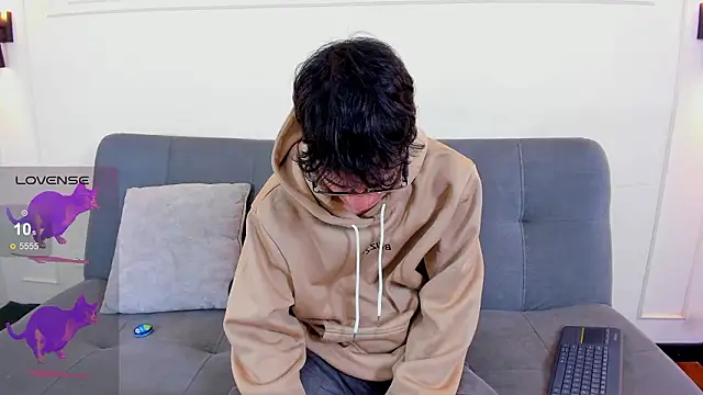 Snapshot of Cum_hunters chatting on 1, 3, 2026 Cum hunters online show from 1, 3, 2026