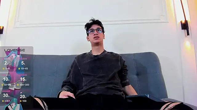 Snapshot of Cum_hunters chatting on 30, 3, 2026 Cum hunters online show from 30, 3, 2026