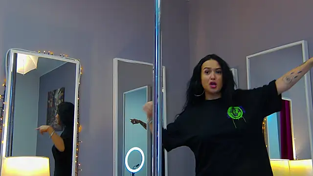 Snapshot of Eva_Lovvia_ chatting on 26, 2, 2025 Eva Lovvia  online show from 26, 2, 2025