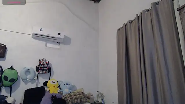 Snapshot of MARIELSINS_AND_DAIKIJACK chatting on 11, 10, 2025 MARIELSINS AND DAIKIJACK online show from 11, 10, 2025