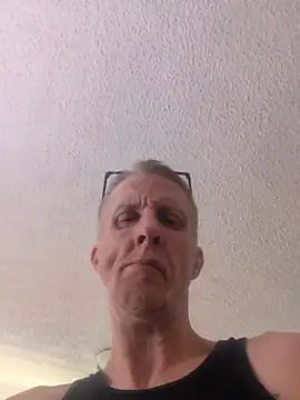 VibeyLovers online show from 8, 11, 2025