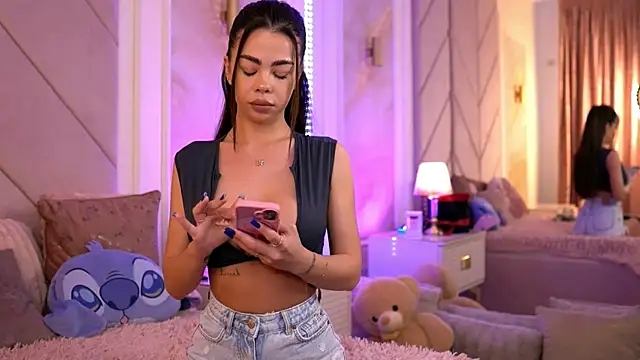 Alexaheyess online show from 23, 3, 2025