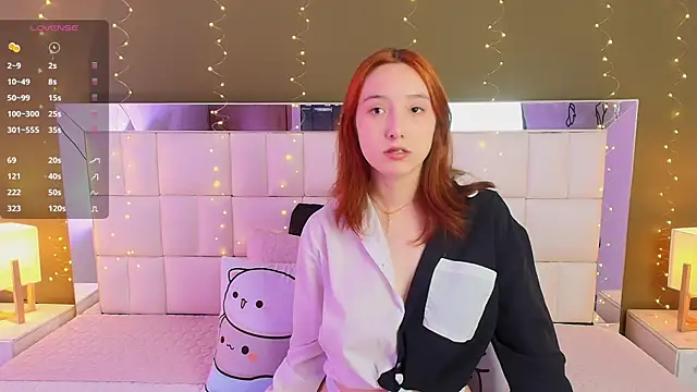Snapshot of anastasia_windel chatting on 28, 2, 2025 anastasia windel online show from 28, 2, 2025