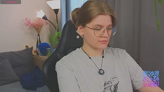  JessieVibes online show from 4, 7, 2026