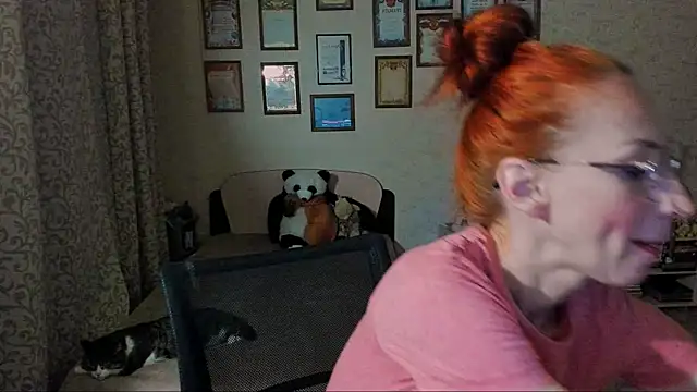 Snapshot of red_rocco chatting on 2, 2, 2025 red rocco online show from 2, 2, 2025