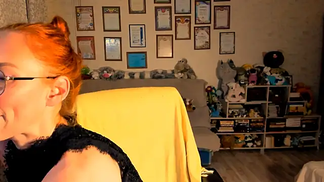 Snapshot of red_rocco chatting on 7, 10, 2025 red rocco online show from 7, 10, 2025