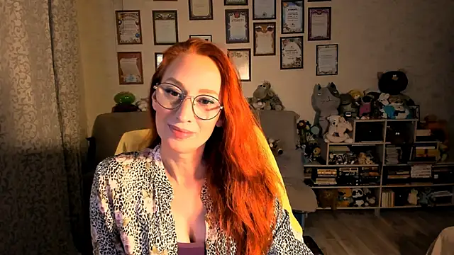 Snapshot of red_rocco chatting on 17, 10, 2025 red rocco online show from 17, 10, 2025