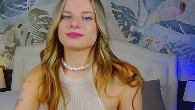 LanaSparks online show from 19, 2, 2025