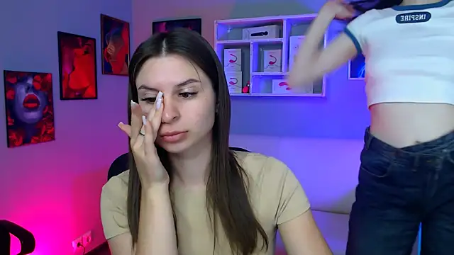 flora ri online show from 28, 9, 2025