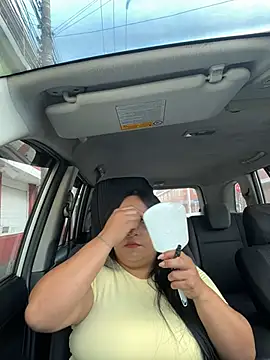 Miia Jazmin online show from 19, 2, 2025