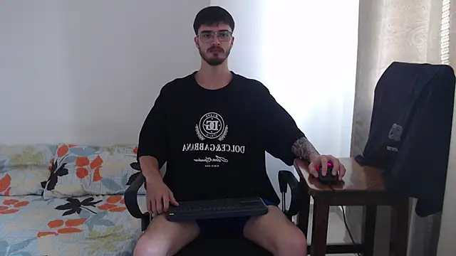 Aleex Miller online show from 30, 11, 2025