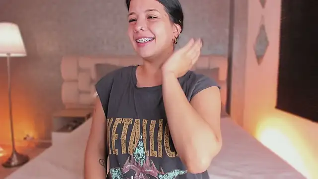 Snapshot of ah_mara_ chatting on 1, 4, 2026 ah mara online show from 1, 4, 2026