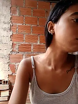 Zoe Sweett18 online show from 11, 9, 2025